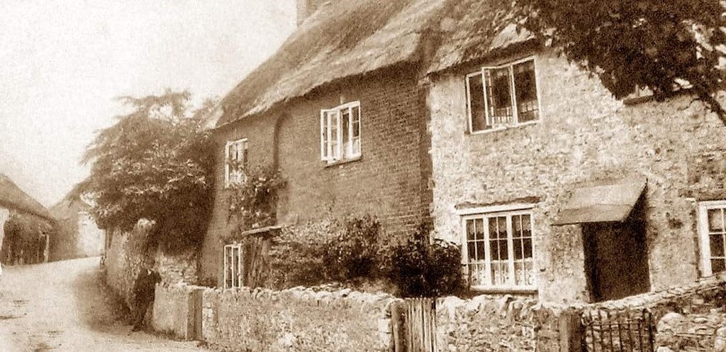 Pear Tree Cottage The Left One Is Now Demolished